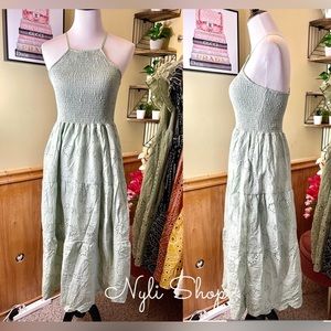 🌷Brand New halter eyelet dress fully embroidered can fit Sm up to M price firm!